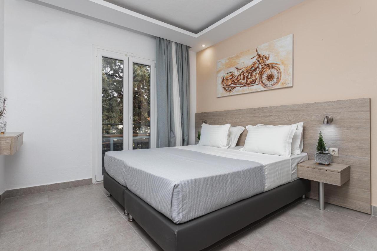 Newstory Suites Posidi Exterior foto
