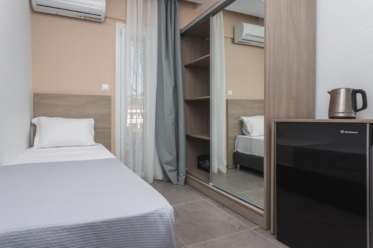 Newstory Suites Posidi Exterior foto